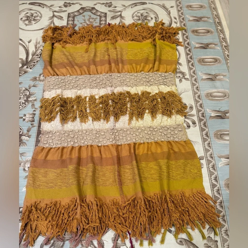 Anthropologie x All Roads Textured Bloomfield Throw Blanket Size 50x60 Inches